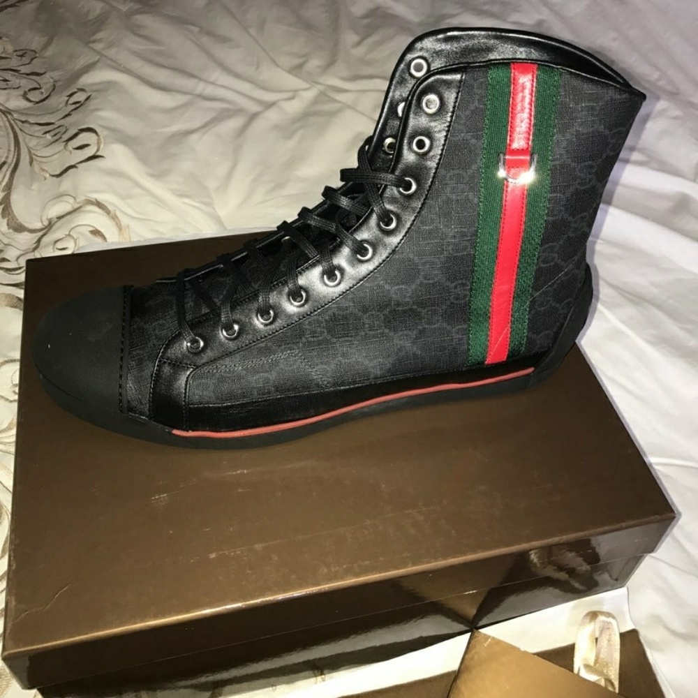 Mens Gucci sneakers